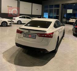 تويوتا أفالون